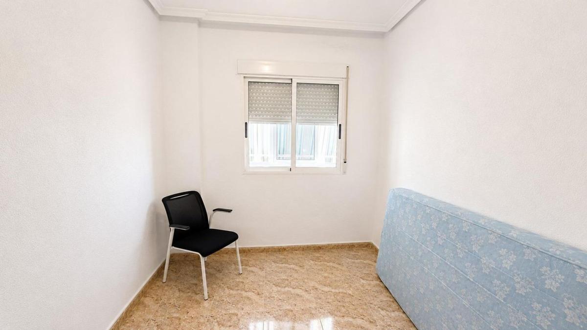 Venta de piso en Piso en Calle Patricio Perez, 103, El Molino, Torrevieja, Torrevieja
photo 5