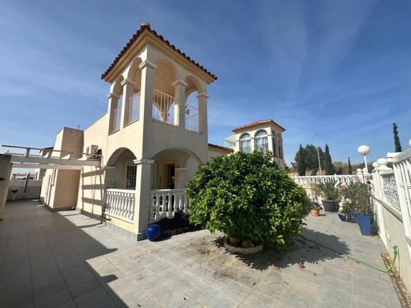Casa o chalet independiente en Avenida de la Estación, Algorfa photo 2