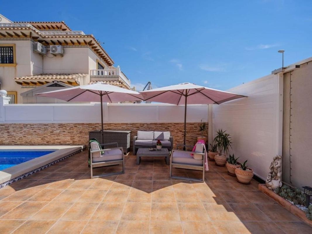 Продажа отдельного шале в Casa o chalet en Calle Cabo Raso, Lomas de Cabo Roig, Orihuela, Ориуэла photo 4
