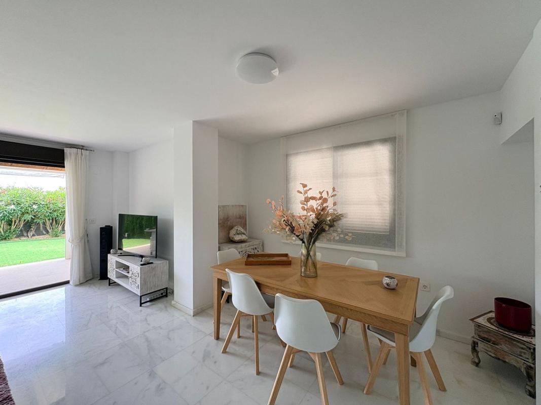 Sale of townhouse in Chalet adosado en Calle Lisboa s/n, Golf Bahía, Finestrat , Finestrat photo 5