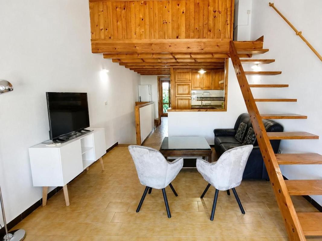 Properties for sale and rent in Spain photo 2