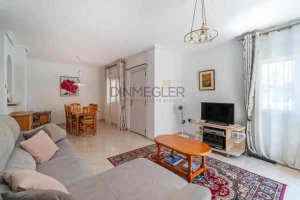 Casa o chalet independiente en Calle Nicolás de Bussi, 23, Playa Flamenca, Orihuela thumbnail 2