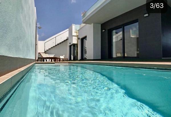 Chalet pareado en Calle de la Nao, 50, Lomas de Cabo Roig, Orihuela photo 1