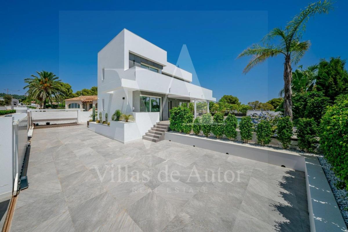 Properties for sale and rent in Spain photo 4
