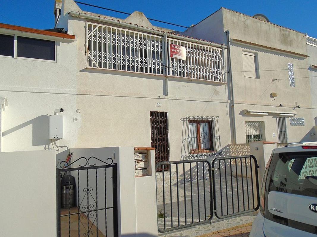 Propiedades en venta y alquiler en España photo 1