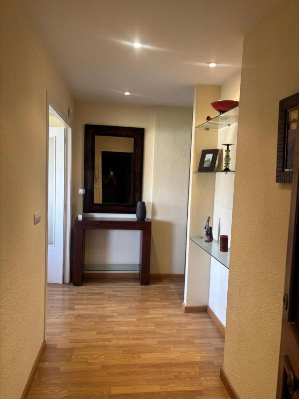 Venta de piso en Piso en Calle Pintor Aparicio, Ensanche-Diputación, Alicante / Alacant, Alicante / Alacant
photo 3