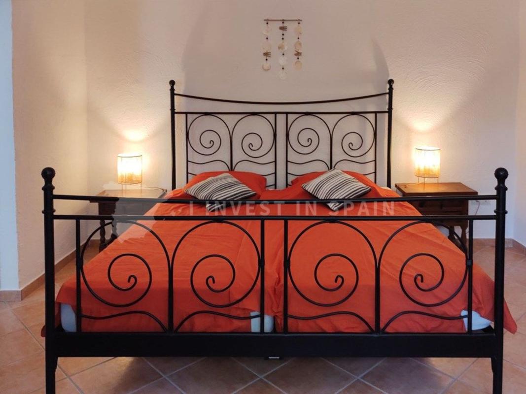 Properties for sale and rent in Spain photo 3
