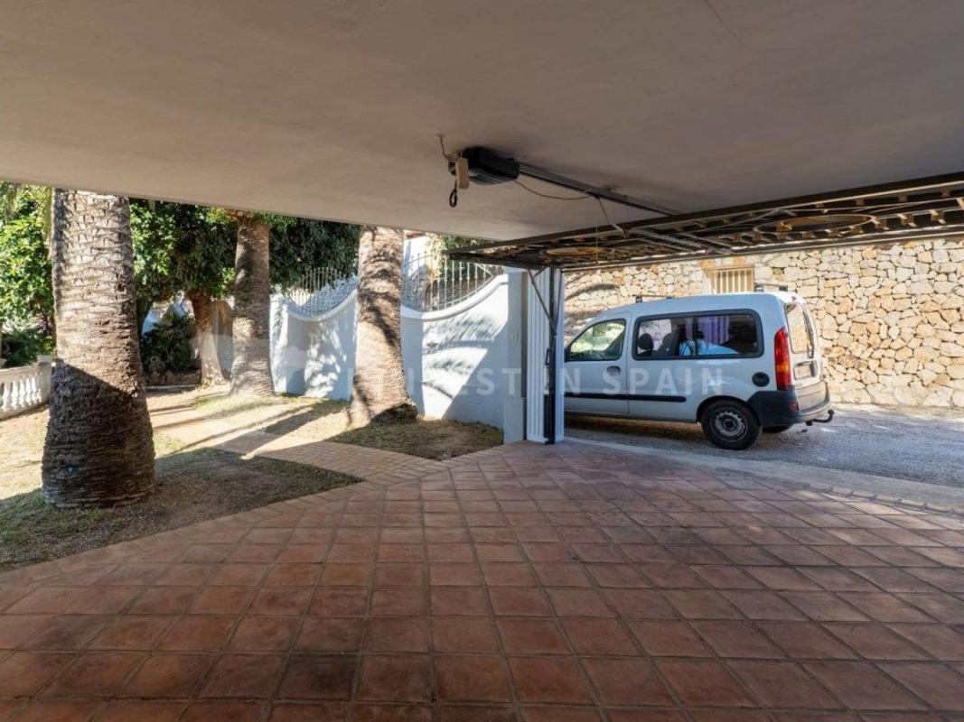 Properties for sale and rent in Spain photo 4