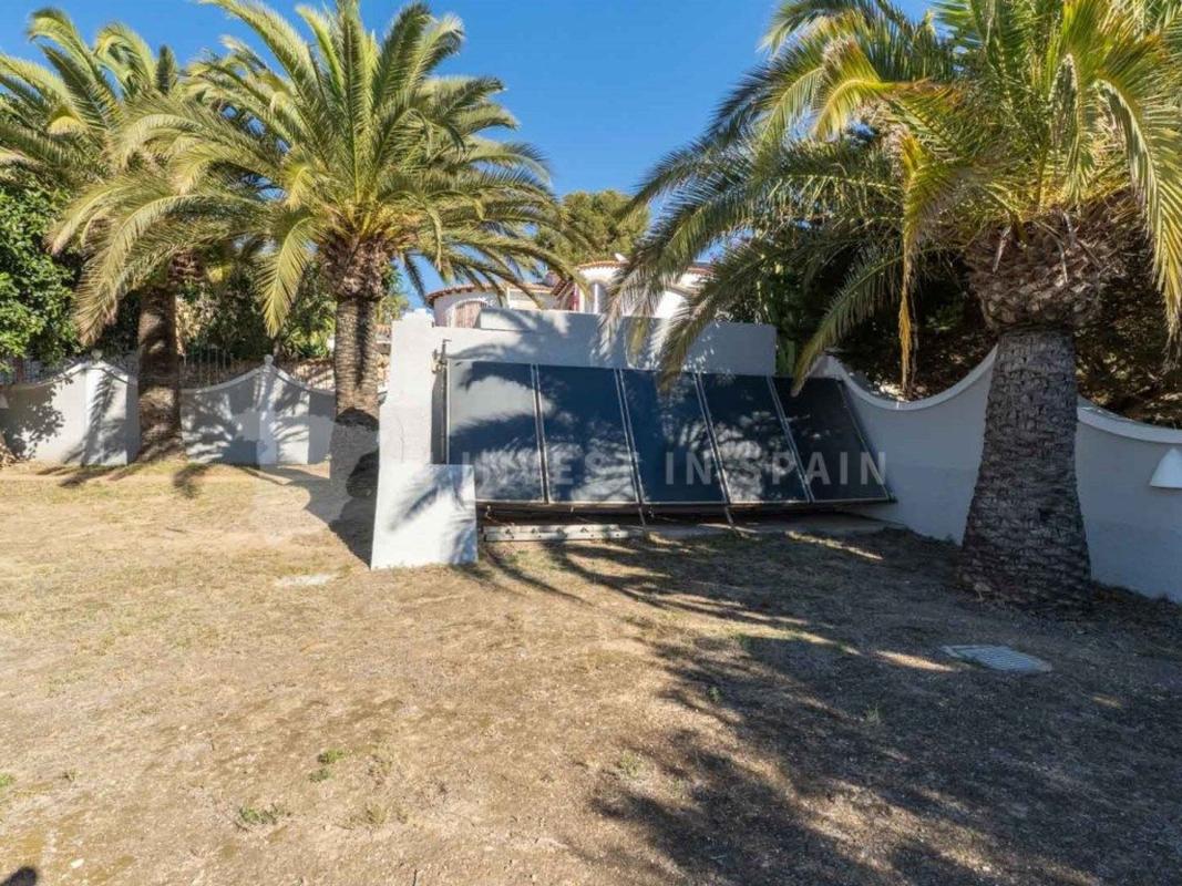 Properties for sale and rent in Spain photo 5