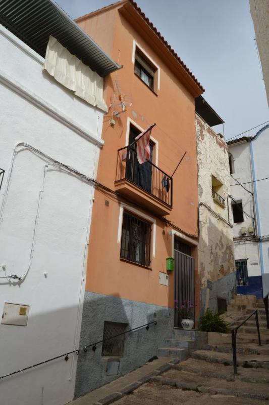 Propiedades en venta y alquiler en España photo 1