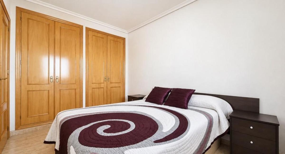 Sale of apartment in Piso en Los Europeos, Torrevieja, Torrevieja
photo 4