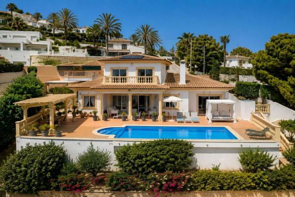 Chalet wolnostojący na sprzedaż w  Casa o chalet en Benimeit-Tabaira, Moraira, Moraira photo 1