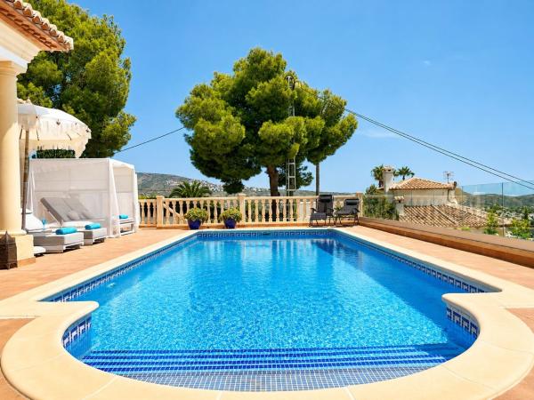 Chalet wolnostojący na sprzedaż w  Casa o chalet en Benimeit-Tabaira, Moraira, Moraira photo 4