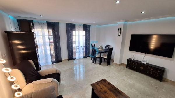 Venta de piso en Piso en Centro - Muelle Pesquero, Torrevieja, Torrevieja
 photo 2