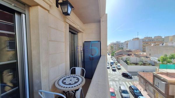Venta de piso en Piso en Centro - Muelle Pesquero, Torrevieja, Torrevieja
 photo 3