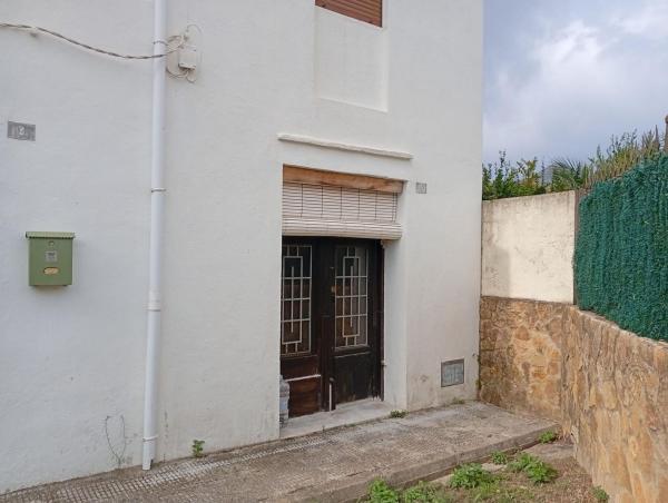 Casa de pueblo en Orba photo 1