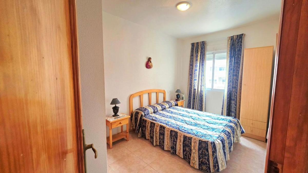 Venta de piso en Piso en Calle Bilbao, Parque de las Naciones, Torrevieja, Torrevieja
 photo 4