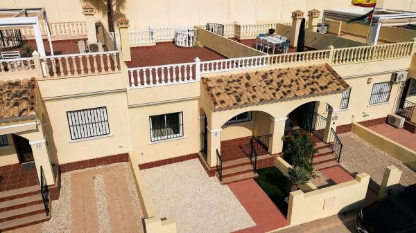 Chalet independiente en venta en Casa o chalet en Calle Federico García Lorca, Algorfa, Algorfa
 photo 1