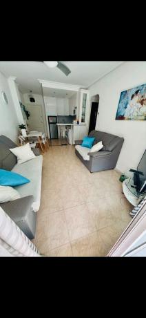 Venta de piso en Piso en Los Europeos, Torrevieja, Torrevieja
 photo 4