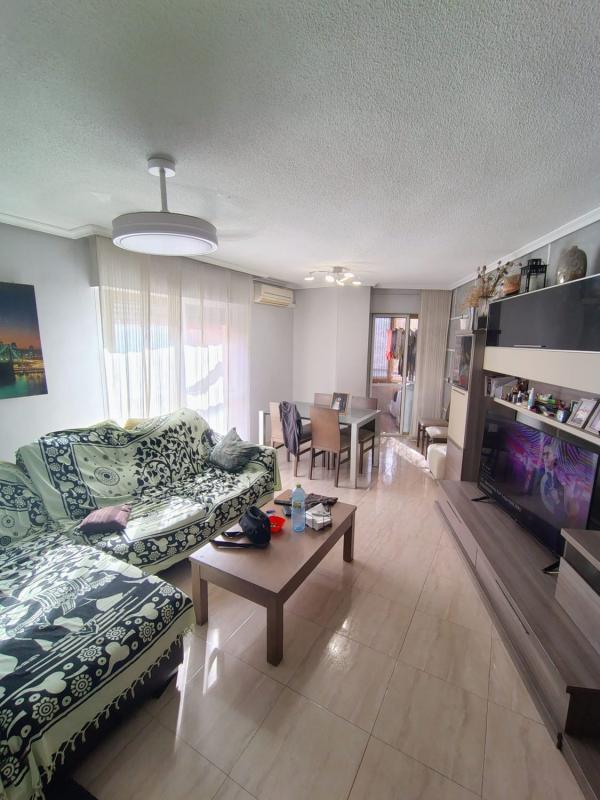 Venta de piso en Piso en Lerida, Carolinas Altas, Alicante / Alacant, Alicante / Alacant
photo 2