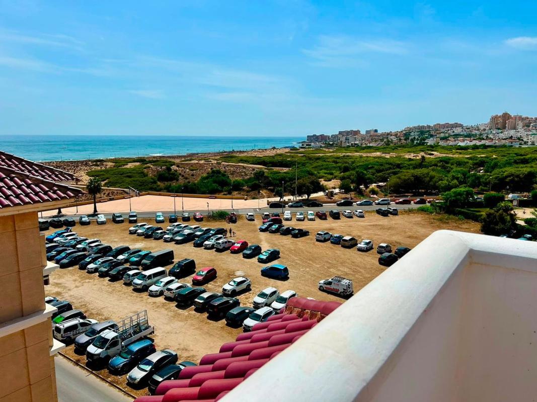 Sale of apartment in Piso en Cañada del Molino, Torrevieja, Torrevieja
photo 1