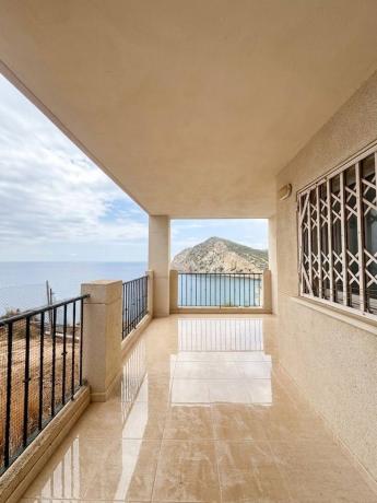 Продажа квартиры на Piso en Playa de Poniente, Benidorm, Бенидорм
 photo 1