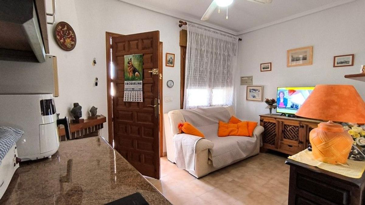 Продажа отдельного шале в Casa o chalet en Doña Pepa, Rojales, Рохалес photo 5