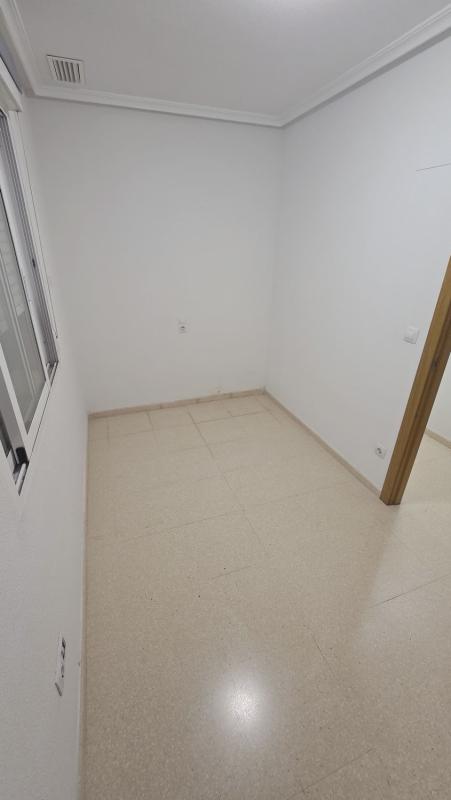 Продажа квартиры на Piso en Calle José Mas Esteve, 63, Plaza Crevillente-Juzgados, Elche / Elx, Эльче / Эльх
 photo 3