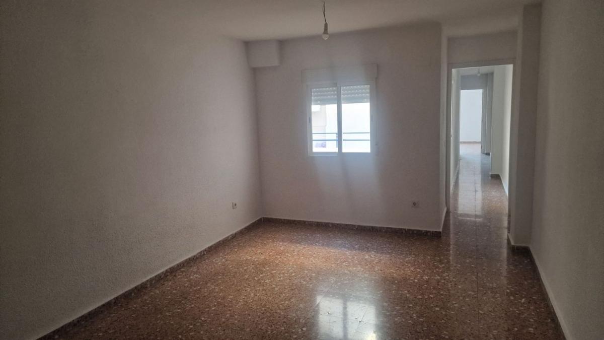 Venta de piso en Piso en Calle Pérez Galdós, Alcalde Felipe Mallol, San Vicente del Raspeig, San Vicente del Raspeig
photo 3