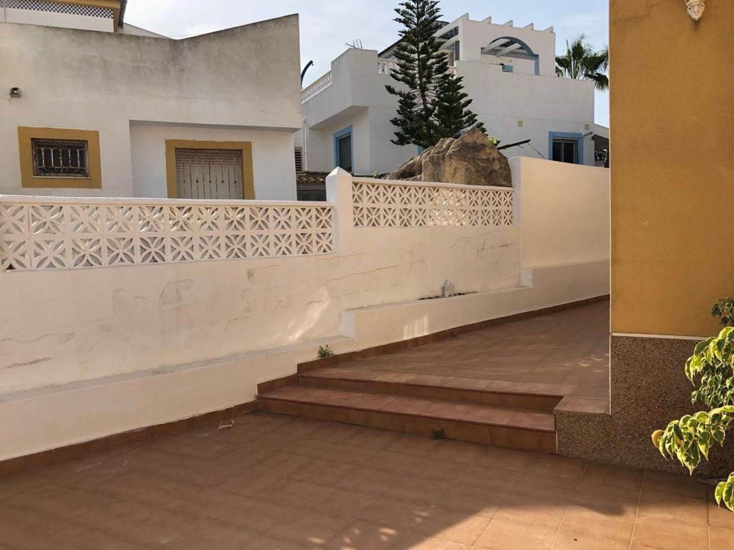 Properties for sale and rent in Spain photo 5