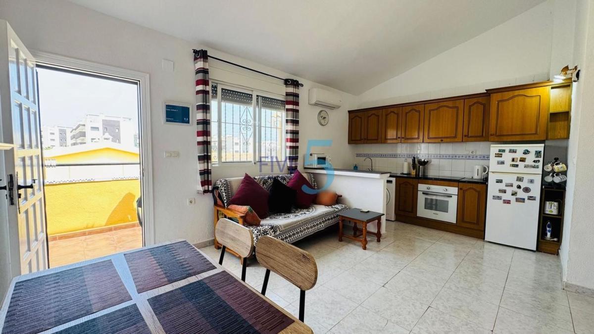 Sale of apartment in Piso en Blue Lagoon - Galán, San Miguel de Salinas, San Miguel de Salinas
 photo 5