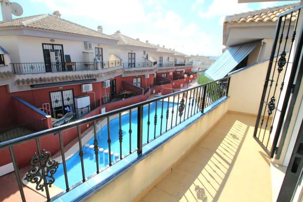 Chalet adosado en Parque Acuático - Sector 25, Torrevieja photo 1