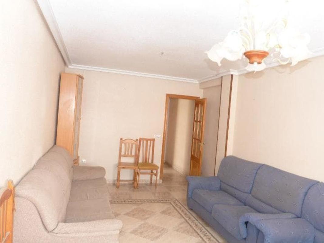 Venta de piso en Piso en Calle Maldonado, El Molino, Torrevieja, Torrevieja
photo 2
