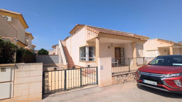 Casa o chalet independiente en Calle Bosnia s/n, Algorfa photo 1