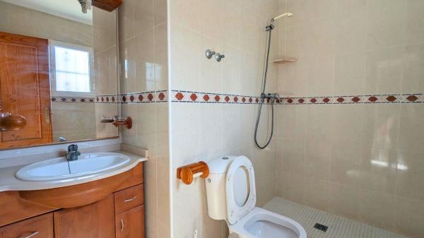 Casa o chalet independiente en Calle Bosnia s/n, Algorfa photo 2