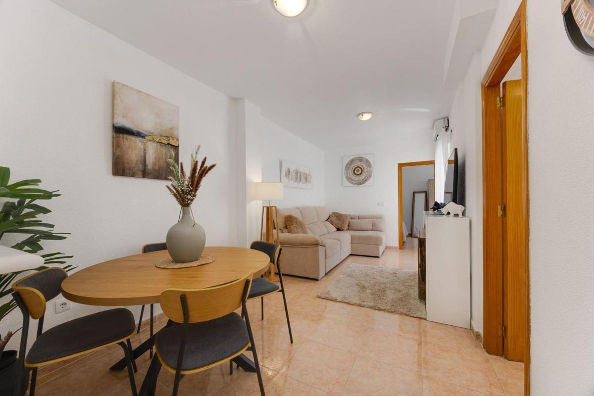 Sale of apartment in Piso en Avenida Habaneras - Curva de Palangre, Torrevieja, Torrevieja
photo 5