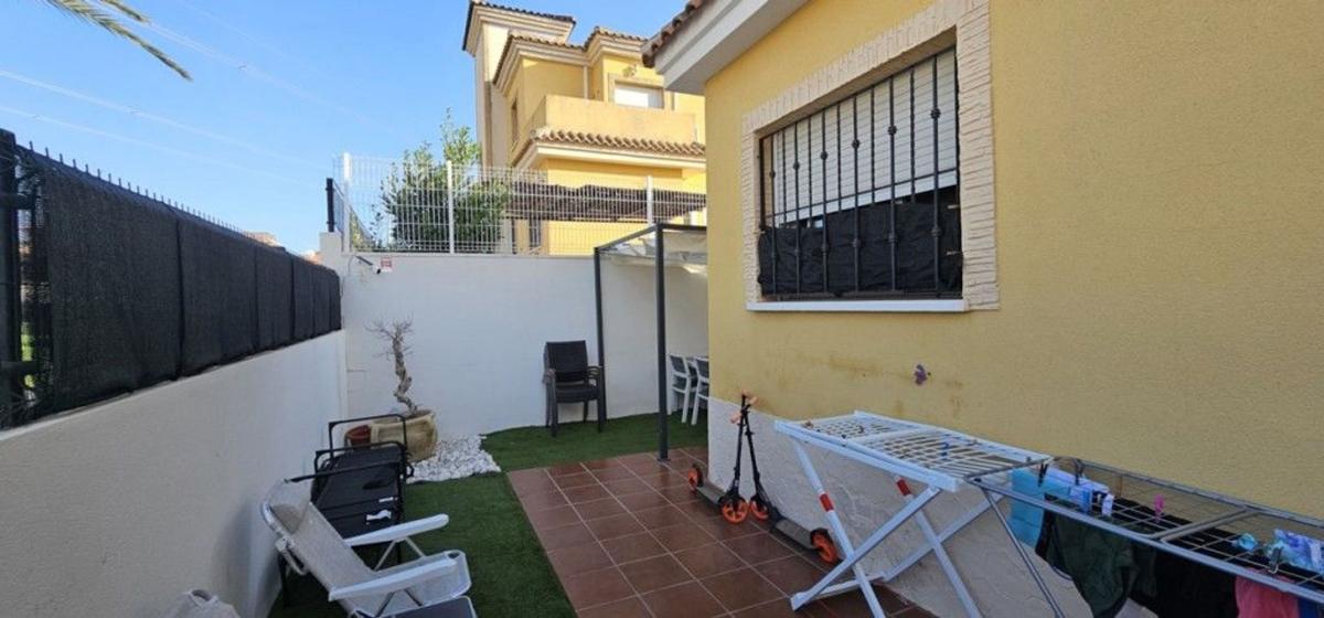 Venta de chalet adosado en Chalet adosado en Calle Portugal s/n, Algorfa , Algorfa photo 2