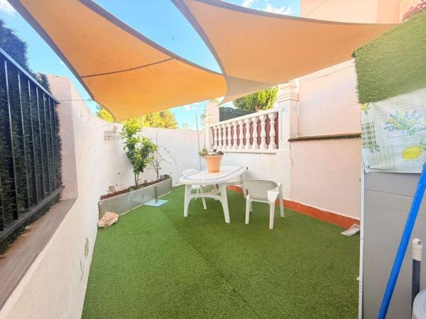 Chalet pareado en Calle Escritor Vintila Horia, 33, Casco urbano, Polop thumbnail 1