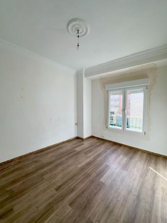 Sale of flat in Piso en Barri Eixample, Alcoy / Alcoi, Alcoy
thumbnail 1