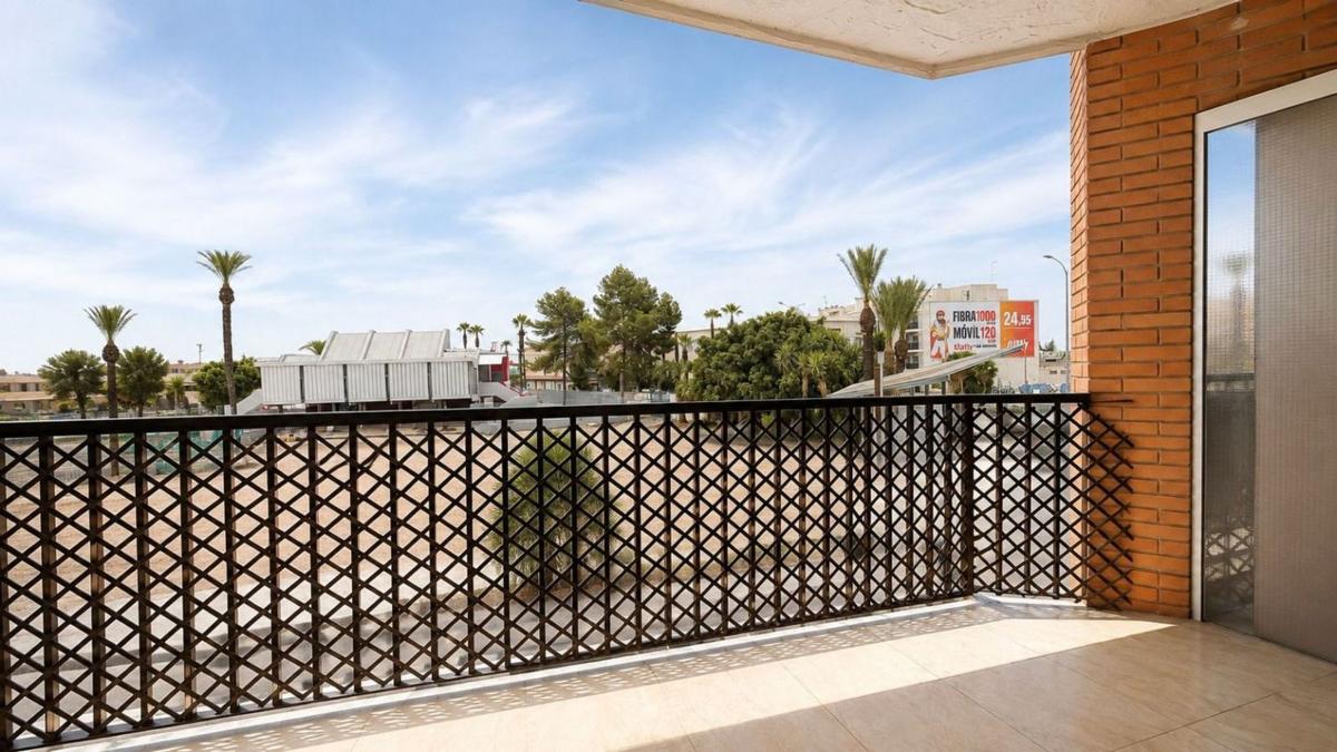 Sale of apartment in Piso en Avenida Estadio Sadrian, Almoradí, Almoradí
 photo 3