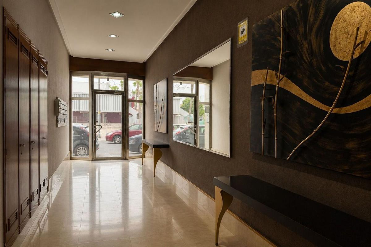 Sale of apartment in Piso en Avenida Estadio Sadrian, Almoradí, Almoradí
 photo 5