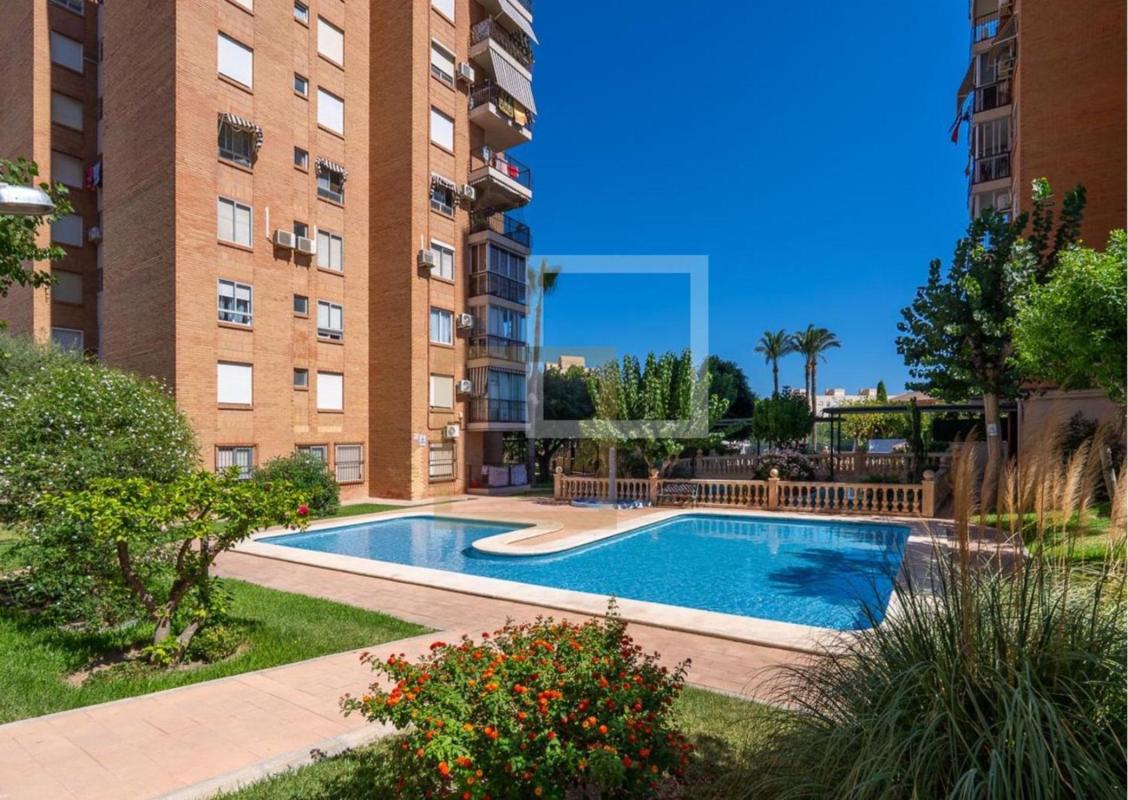Venta de piso en Piso en Avenida Ausiàs March, Campello Playa, El Campello, El Campello
photo 5