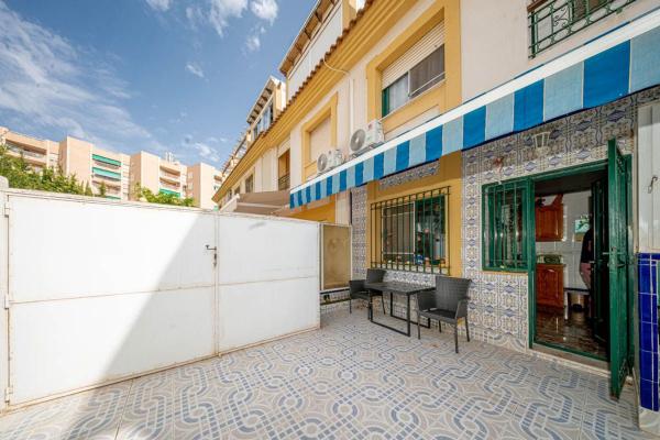 Chalet pareado en Calle Mayor, La Zenia, Orihuela photo 3