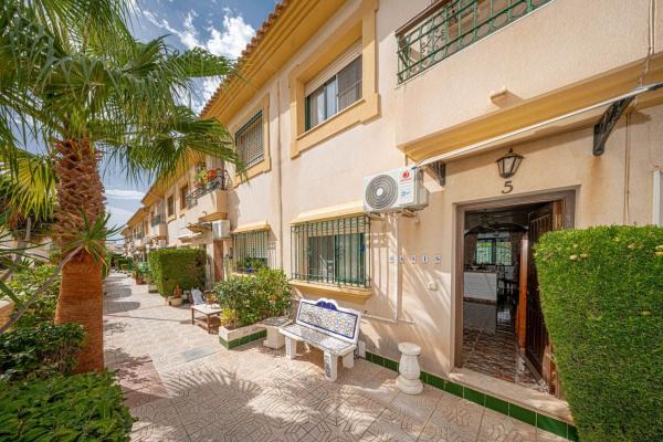 Chalet pareado en Calle Mayor, La Zenia, Orihuela photo 4