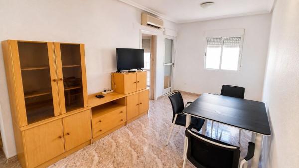 Sale of flat in Piso en Antonio Machado, Torrevieja, Torrevieja
photo 1