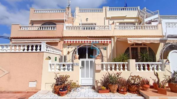 Chalet independiente en venta en Casa o chalet en La Siesta - El Salado - Torreta, Torrevieja, Torrevieja
 photo 1