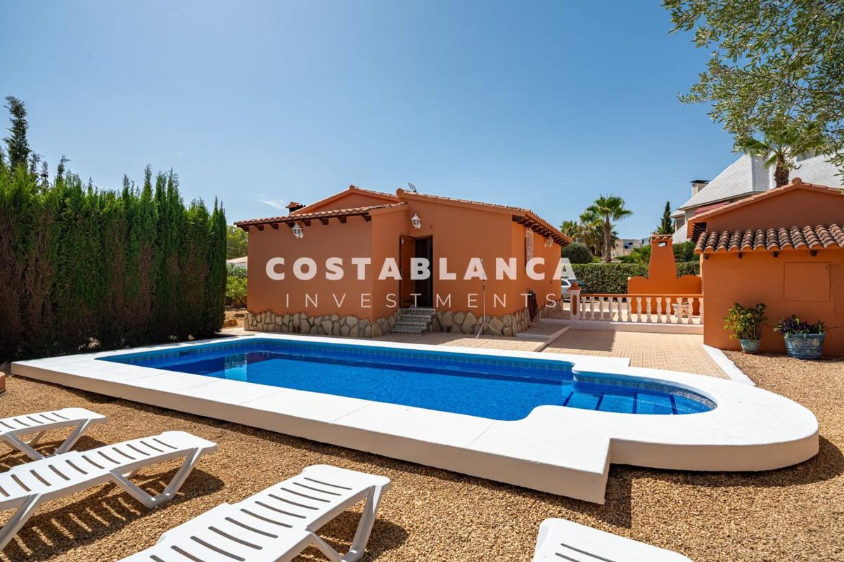 Venta de chalet independiente en Casa o chalet en Calle Riu Duero, Colonia Escandinavia-Cautivador, Alfaz del Pi, Alfaz del Pi
photo 2