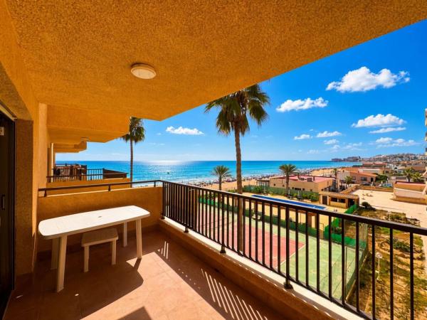 Venta de piso en Piso en Avenida de Alemania, Los Europeos, Torrevieja, Torrevieja
photo 1
