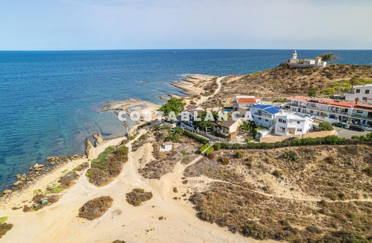 Sale of independent chalet in Casa o chalet en Camino del Faro, Cabo de las Huertas, Alicante / Alacant, Alicante
photo 3