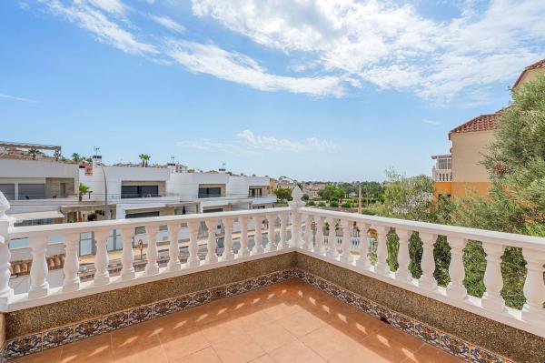 Casa o chalet independiente en Calle Málaga, Las Filipinas, Orihuela photo 4